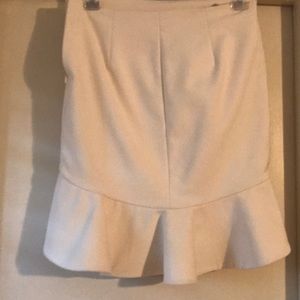 Zara mini winter white skirt XS